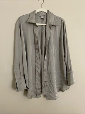 Lightweight Grey Button-Up Jacket